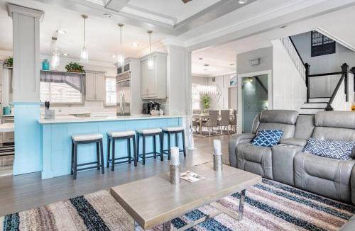 Lake Cherokee Villa | 567 m² Villa ∙ 6 bedrooms ∙ 14 guests