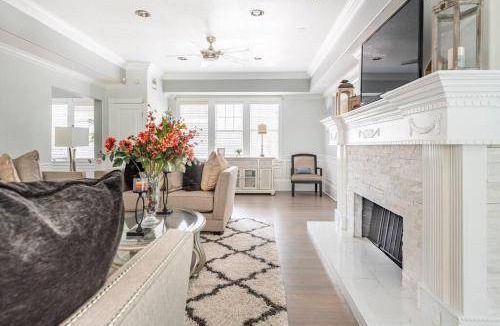 Lake Cherokee Villa | 567 m² Villa ∙ 6 bedrooms ∙ 14 guests