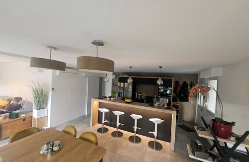 Boulouris-sur-Mer Apartment | 6-bed apartment, 60m² terrace, 2-minute walk to shops and beach (+/- 150m)