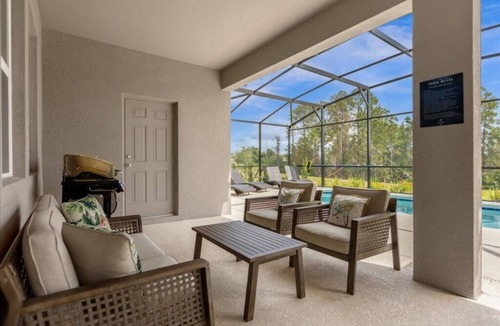 Sunridge Woods House | 6 Bedroom/5.5 Bathroom/Solterra (7664 OL)