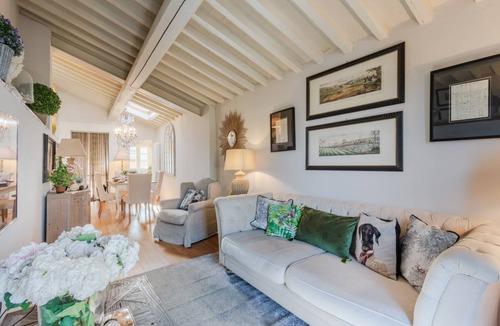 Lucca Historical Center Apartment | 60 m² Apartment ∙ 1 bedroom ∙ 2 guests