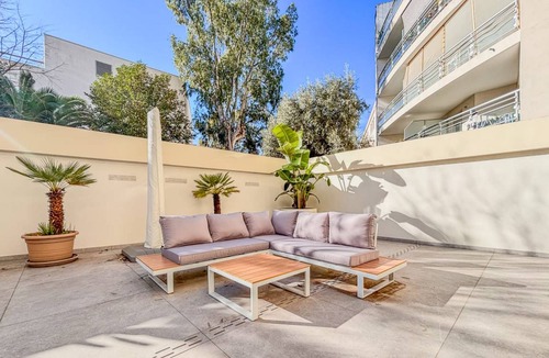 Juan-les-Pins Condo | 60 m² Condo ∙ 1 bedroom ∙ 4 guests