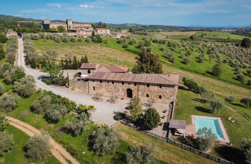 Castellina in Chianti Villa | 600 m² Villa ∙ 6 bedrooms ∙ 12 guests