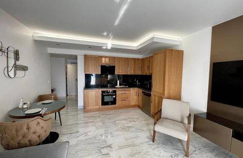 Saint-Laurent-du-Var Apartment | 62 m² Apartment ∙ 2 bedrooms ∙ 5 guests