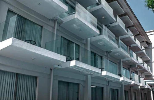 Petitenget Hotel | 64 m² Hotel ∙ 127 guests