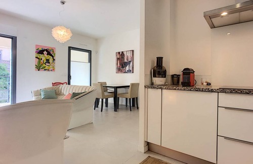 Antibes Old Town Apartment | 65 m² Apartment ∙ 2 bedrooms ∙ 4 guests