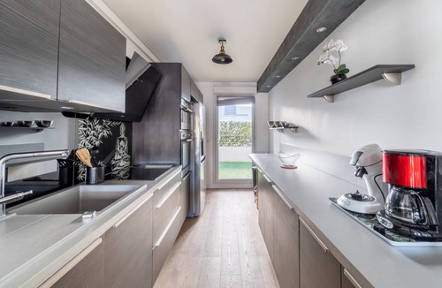 Riou - Petit Juas - Av de Grasse Apartment | 65 m² Apartment ∙ 2 bedrooms ∙ 6 guests