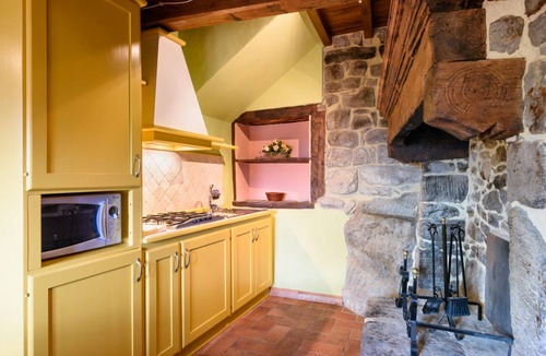 Raggiolo Apartment | 65 m² Apartment ∙ 2 bedrooms ∙ 4 guests