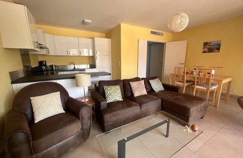 Frejus City Centre Apartment | 68 m² Apartment ∙ 2 bedrooms ∙ 4 guests