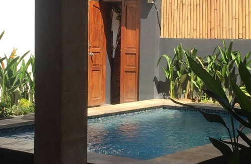 Kerobokan Villa | 7 bedrooms 7 bathroom canggu