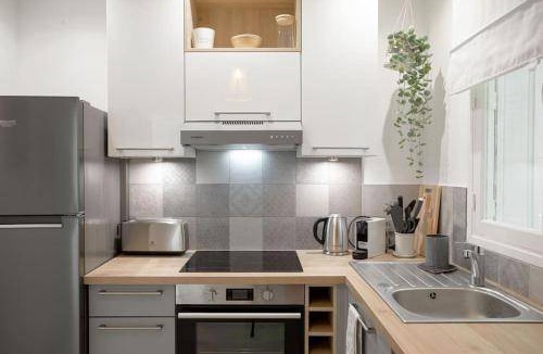 Mandelieu-la-Napoule Beach Apartment | 70 m² Apartment ∙ 2 bedrooms ∙ 4 guests