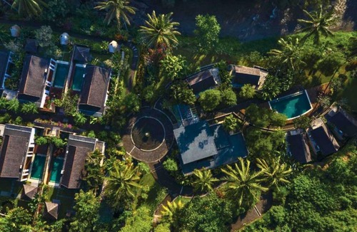 Sayan Villa | 700 m² Villa ∙ 3 bedrooms ∙ 6 guests