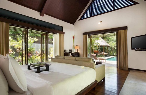 Sayan Villa | 700 m² Villa ∙ 3 bedrooms ∙ 6 guests