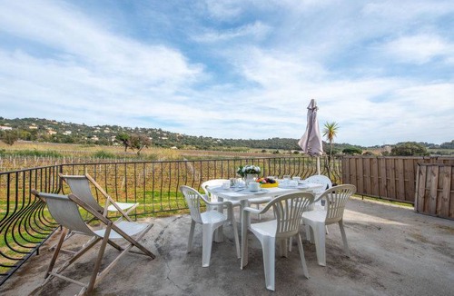 La Croix-Valmer Apartment | 75 m² Apartment ∙ 3 bedrooms ∙ 6 guests