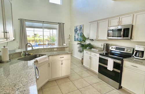 Crescent Lakes House | 7BR POOL/SPA RENTAL NEAR DISNEY, ETC