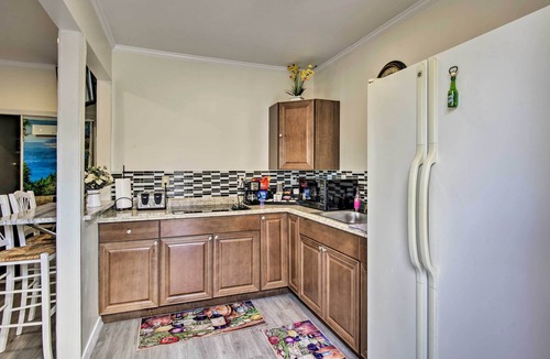 Pine Castle Apartment | 8 Mi to Universal: Orlando Studio w/Fire Pit!