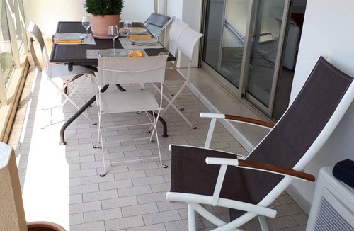 California - Pezou Apartment | 80 m² Apartment ∙ 2 bedrooms ∙ 4 guests