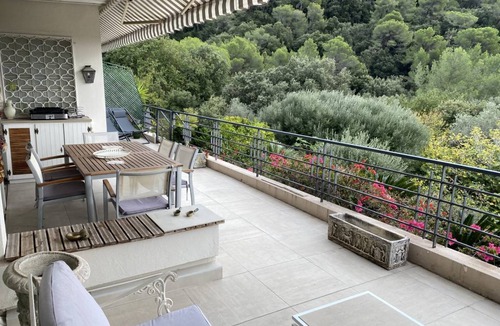 California - Pezou Apartment | 80 m² Apartment ∙ 2 bedrooms ∙ 4 guests