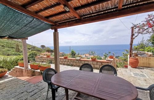 Chiessi House | 80 m² House ∙ 2 bedrooms ∙ 6 guests