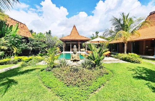 Kalisada Bed & Breakfast | 800 m² Bed and breakfast ∙ 2 bedrooms ∙ 4 guests