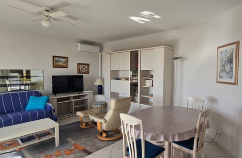 Saint-Raphael Apartment | 83 m² Apartment ∙ 2 bedrooms ∙ 6 guests