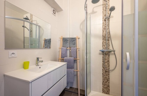 California - Pezou Apartment | 85 m² Apartment ∙ 2 bedrooms ∙ 5 guests