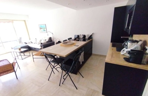 California - Pezou Apartment | 86 m² Apartment ∙ 3 bedrooms ∙ 6 guests