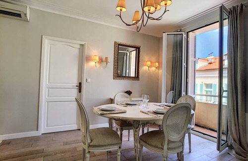 Jean-Medecin Apartment | 90 m² Apartment ∙ 2 bedrooms ∙ 5 guests