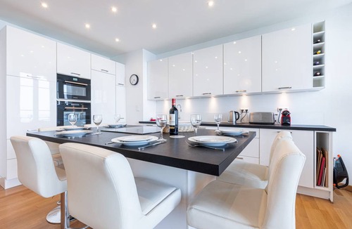 Fabron Apartment | 92 m² Apartment ∙ 2 bedrooms ∙ 4 guests