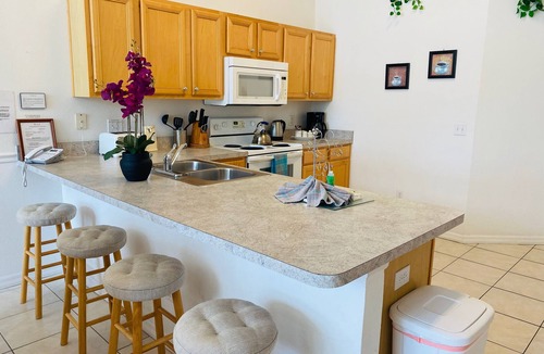 Bay Lake House | A Beautiful Villa 5 bed 3 bath on Emerald Island