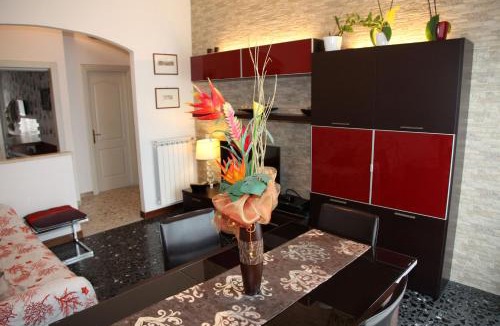 Ex Campo d'Aviazione Apartment | A casa di Simone a Viareggio