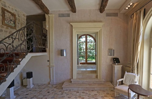 Peymeinade Villa | A magnificent place for your stay in France with a perfect location!