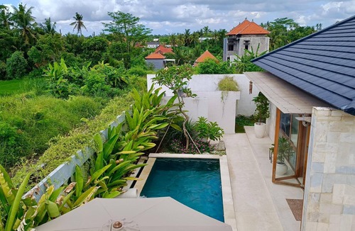 Medahan Villa | A private 200sqm entire villa, pool & rooftop with rice field view