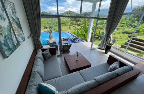 Ababi Villa | A Romantic Gateaway Villa With The Best View Of Bali