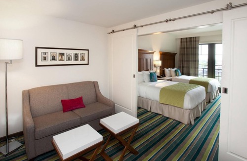 Winter Park Hotel | ADA Compliant Room in Award Winning Hotel w/Rooftop Pool - Close to Parks!