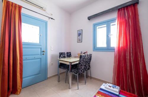Perissa Apartment | Adelphi Apartments