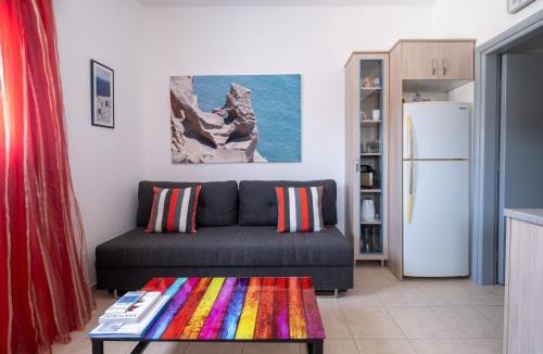 Perissa Apartment | Adelphi Apartments