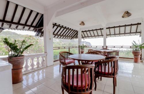 Kretek Hotel | Adinda Beach Hotel and Villa