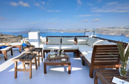 Akrotiri House | Admiral's House Santorini