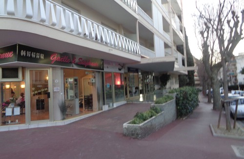 Cannes Apartment | adorable studio renovated near the Croisette