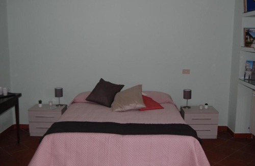 Pontasserchio House | Affittacamere Loretta