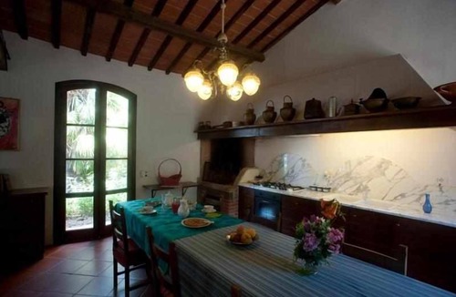San Giuliano Terme Apartment | Agriturismo La Grotta - Grapefruit Apartment