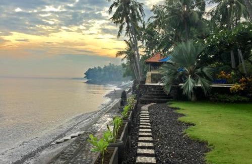 Sambirenteng Villa | Agung Bali Nirwana Villas and Spa