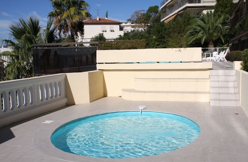 Lazaret Apartment | Air Conditioned Apartment with Panoramic Sea Views, Communal Pool & Free Parking