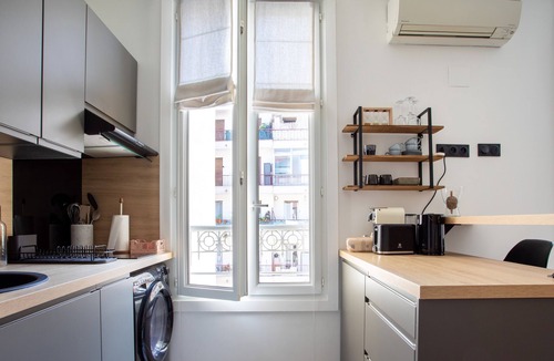 Vernier Apartment | Air-conditioned apartment Libération district