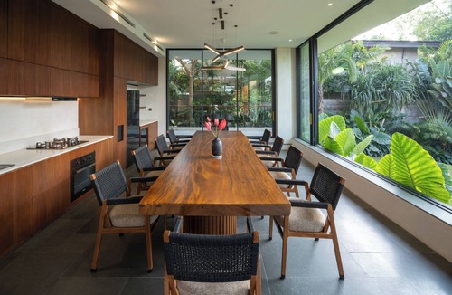 Pererenan Villa | Akashi Residence | 6BR Luxe Villa Pool Slide