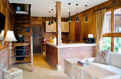 Purwakerti House | Alain villas Family and groups