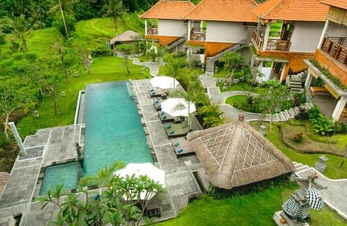 Sidemen House | Alamdhari Villa Sidemen