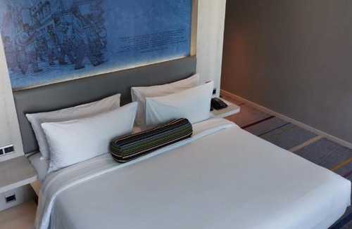 Kebon Sirih Hotel | Aloft by Marriott Jakarta Wahid Hasyim