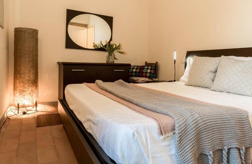 Riva Apartment | ALTIDO Amazing View Apt for 6 with Communal Pool